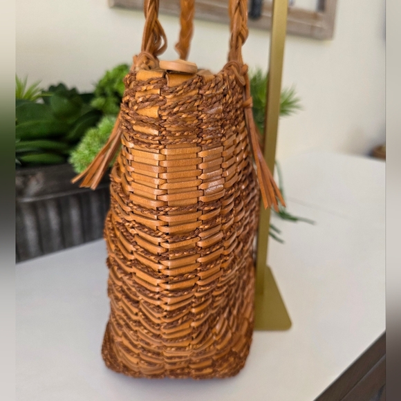 Monsac Original Y2K Era Woven Leather Tote/Braided Handle/Boho Chic/Tan Leather - Picture 6 of 16